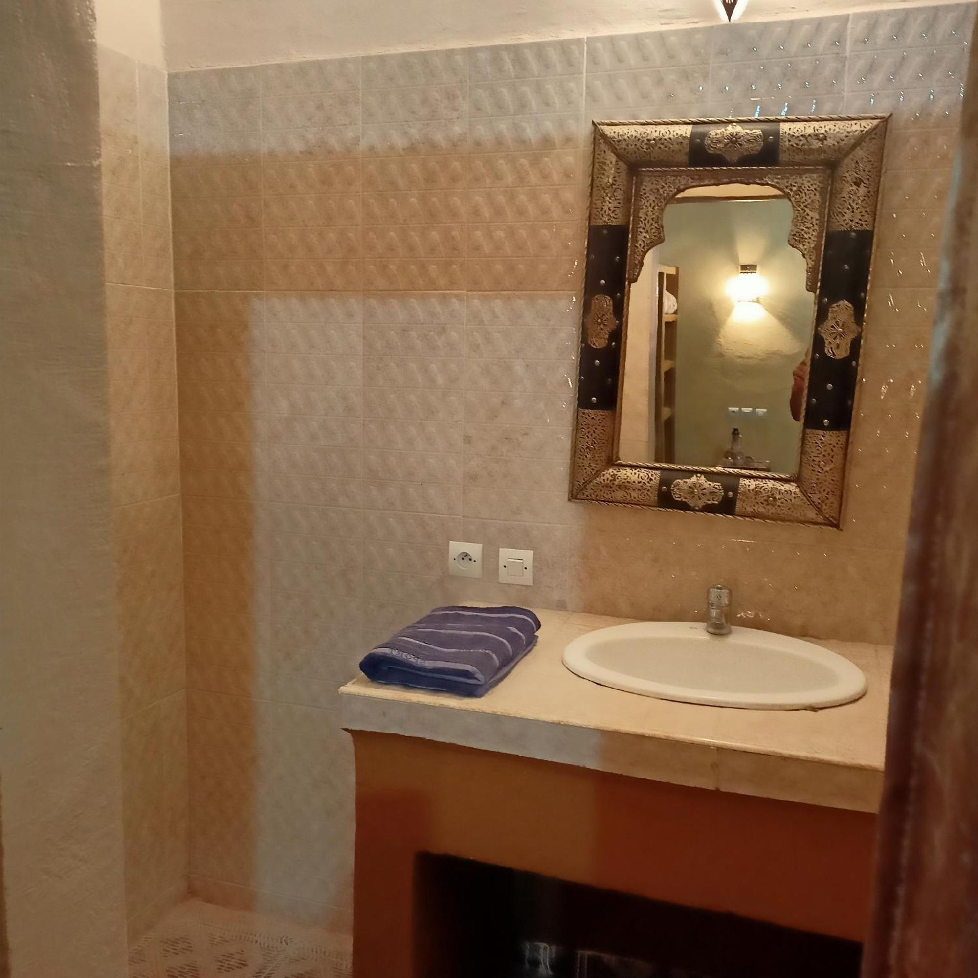 Lescale De Ouarzazate Hotel Tazentoute Eksteriør billede
